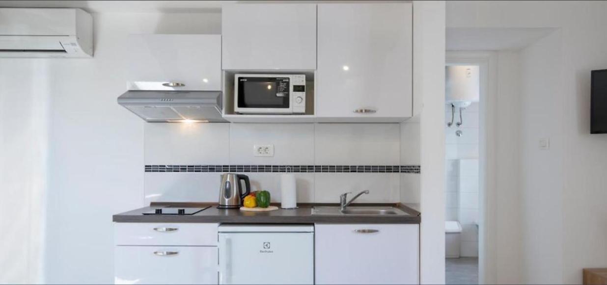 Central Apartments พูลา ภายนอก รูปภาพ